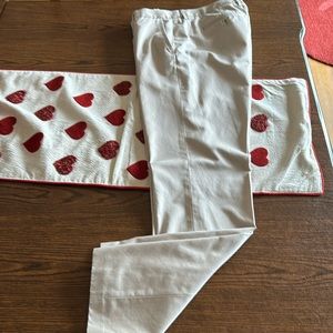 Bonobos light khaki men’s pants. In mint condition. Worn once.